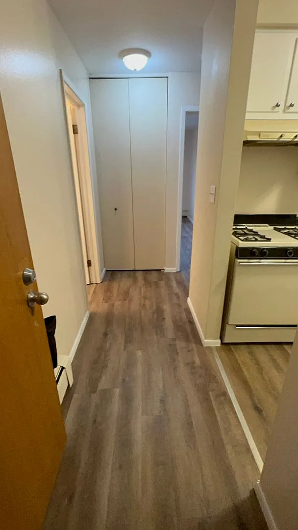 South River Apartments (1005) — Photo 3