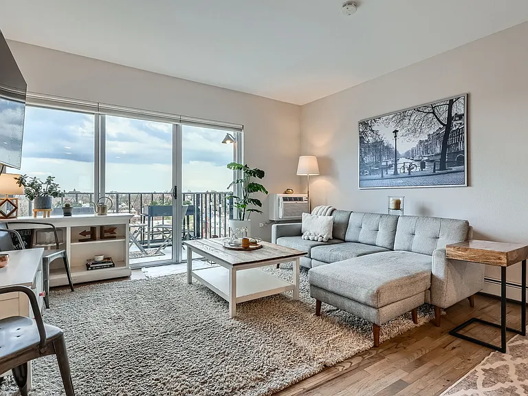 1150 Vine St #1006 — Photo 3