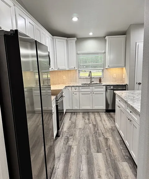 8534 N Wallingford Ave — Photo 7