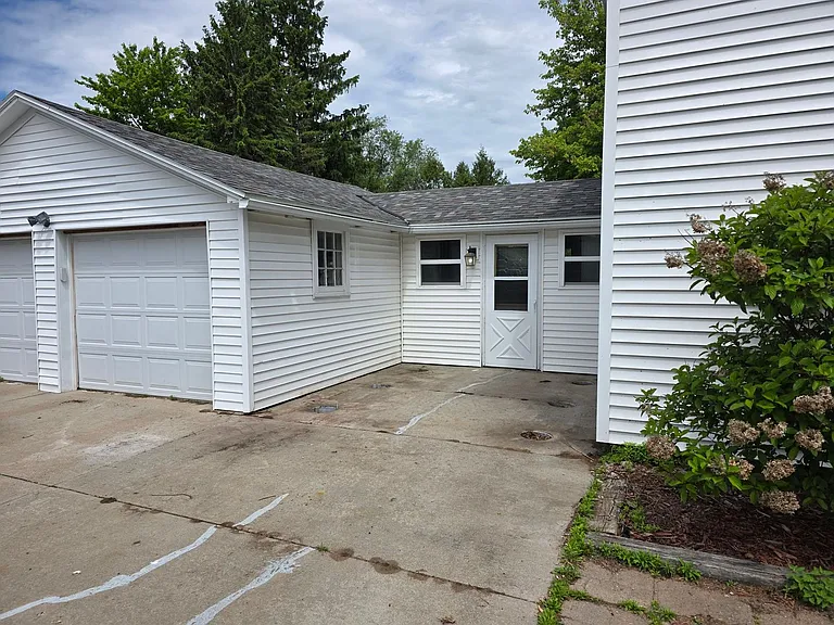 840 Lincoln St — Photo 14
