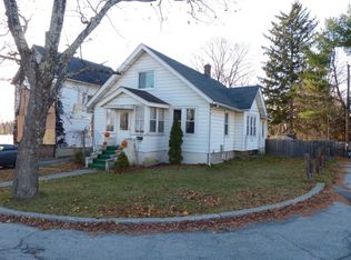 15 Vanderwater Ave, Poughkeepsie, NY 12603