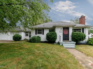 2721 Spring Ave NE, Grand Rapids, MI