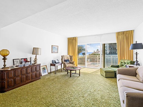 4th image of 310 S OCEAN Boulevard #2040
