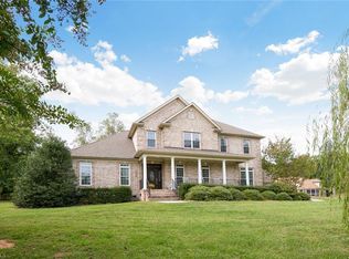 3702 Brooks Crest Ct, Browns Summit, NC 27214