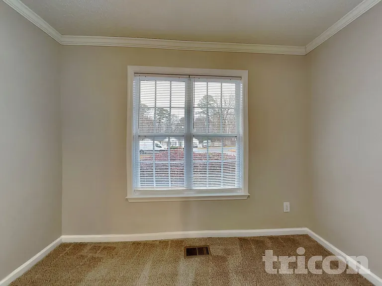 76 Wild Oaks Ct — Photo 4