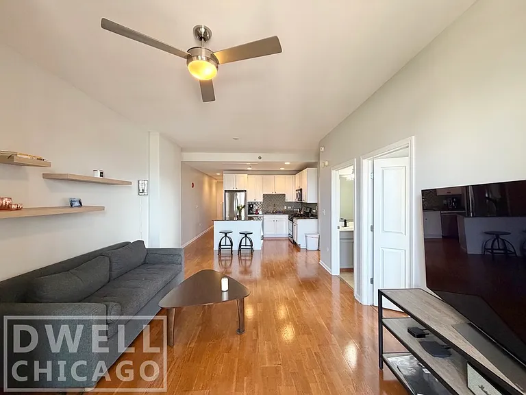 828 W Grace St #804 — Photo 16