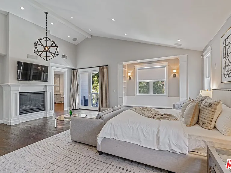 14917 Valley Vista Blvd — Photo 21