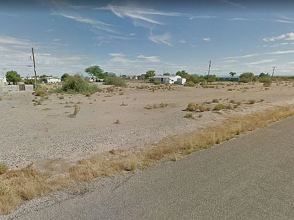 2nd image of 3220 W Corridos Dr