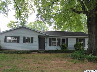 2017 13th St SE, Decatur, AL 35601