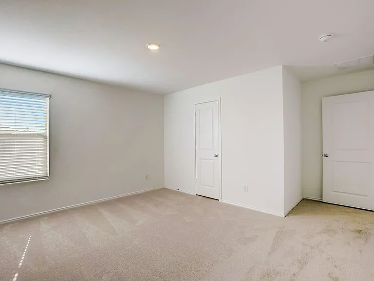 2832 Ozark Cir — Photo 2