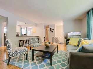 4135 Quaker Ln N, Plymouth, MN 55441