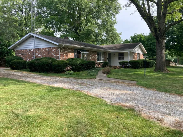 540 Greensboro Ave, Knightstown, IN 46148