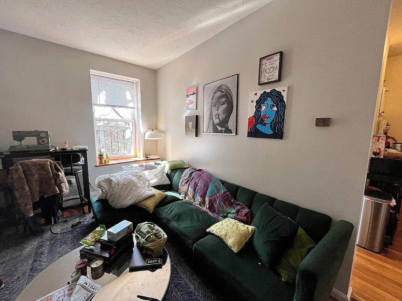 2 bed, 800 sqft, $3,650 — Photo 2