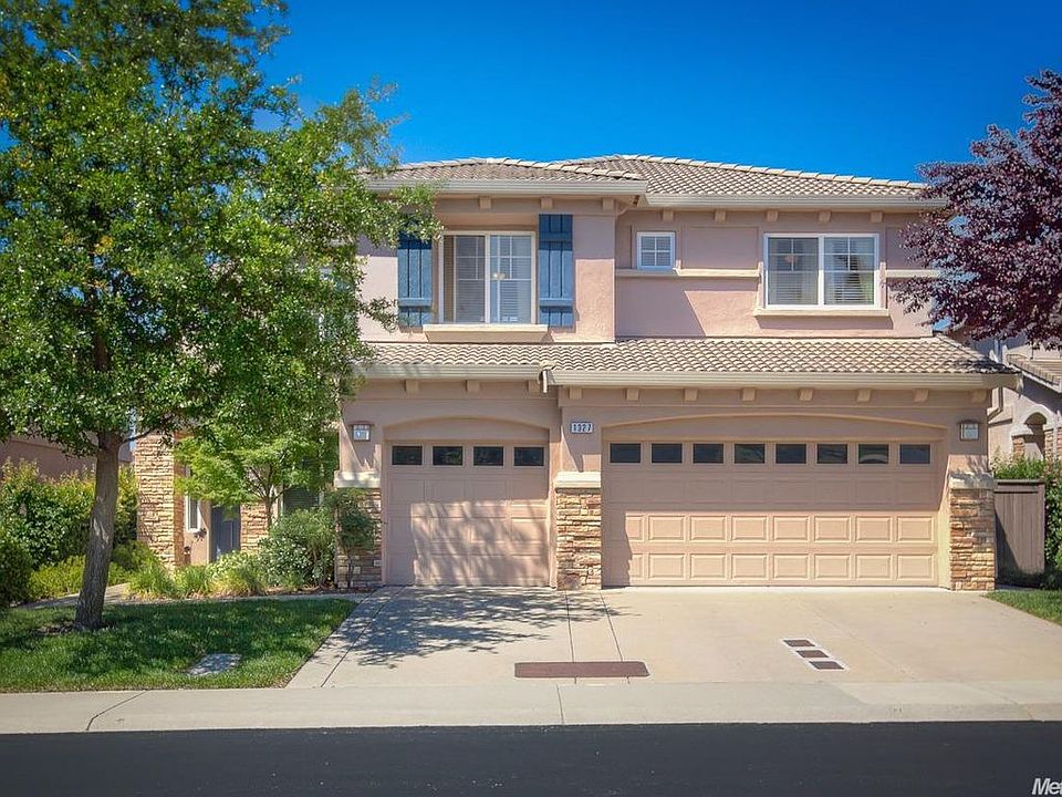 1st image of 1327 Villagio Dr