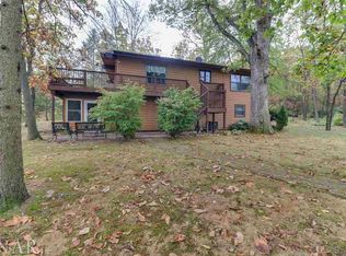 2114 E Barwell Lake Rd, Carlock, IL 61725