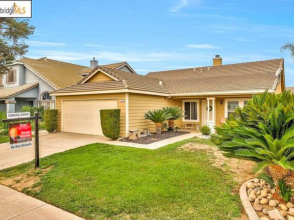 3rd image of 5425 Sugar Creek Ln