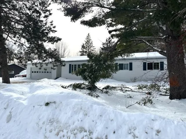 111 Donovan Dr, Grand Rapids, MN 55744