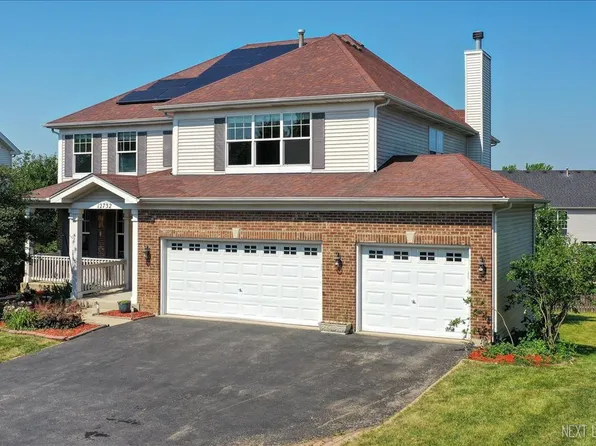 12732 Grande Poplar Cir, Plainfield, IL 60585