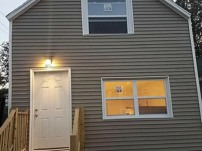 38 Washington Ave — Photo 12