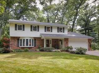 5240 Whippoorwill Dr, Kalamazoo, MI 49009