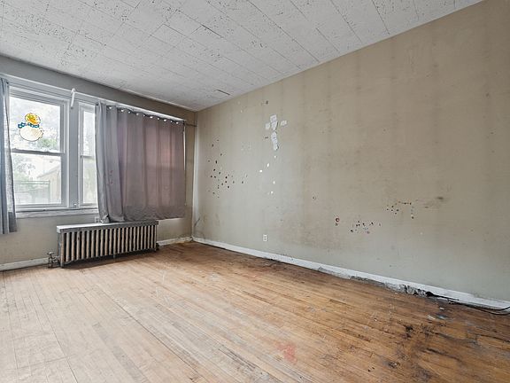 4th image of 2706 S Trumbull Ave