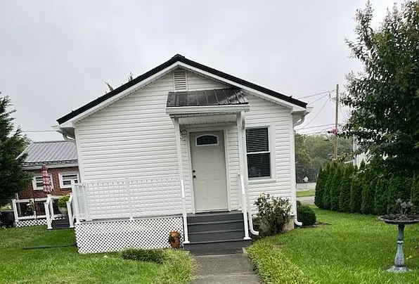 1 bed, 750 sqft, $1,100 — Photo 1