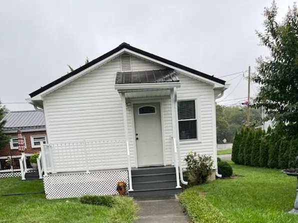 529 Delaware St, Salem, VA 24153