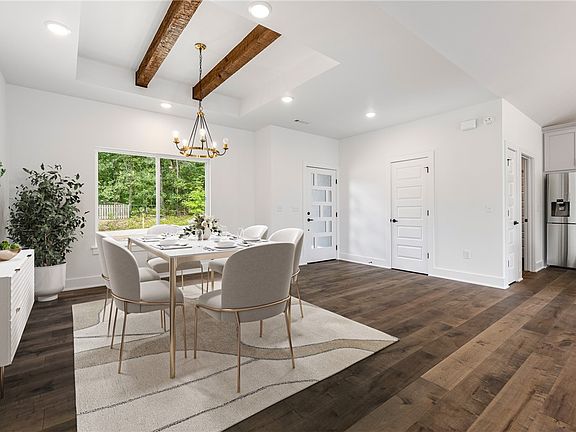 3rd image of 23 Nantwich Cir