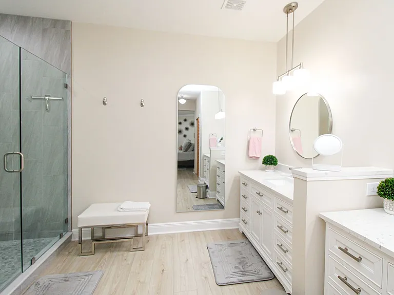 4853 Hampshire Ct #107 — Photo 33