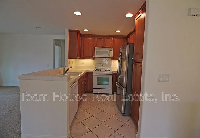 28440 Mirabelle Ln — Photo 8