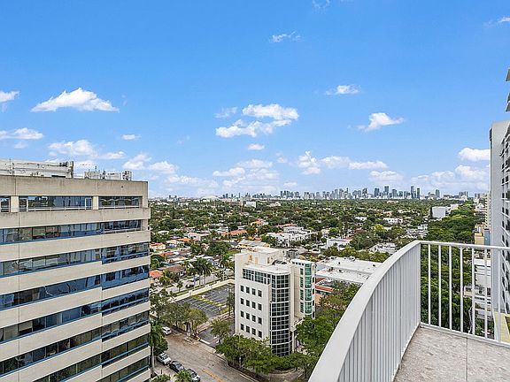4th image of 3180 SW 22nd St #Penthouse 207