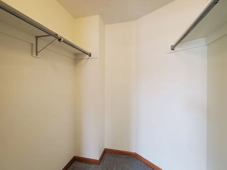 324 Redwood Blvd — Photo 30