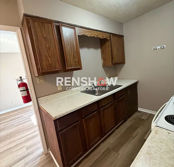 276 Greenfield Dr #F — Photo 7
