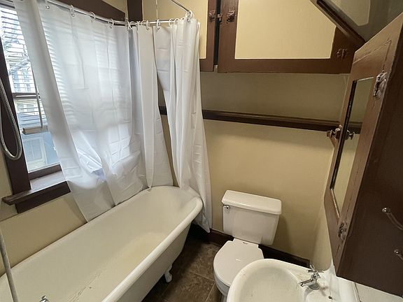 2nd image of 228 E 1st Ave APT 17