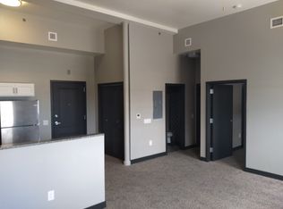 800 Isabel Bloom Way #3205, Davenport, IA 52803