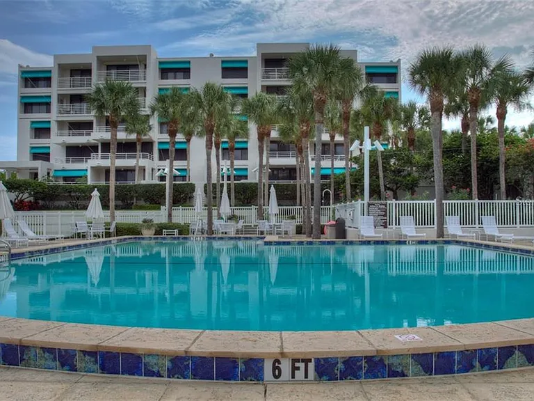 2109 Gulf Of Mexico Dr #1402 — Photo 20