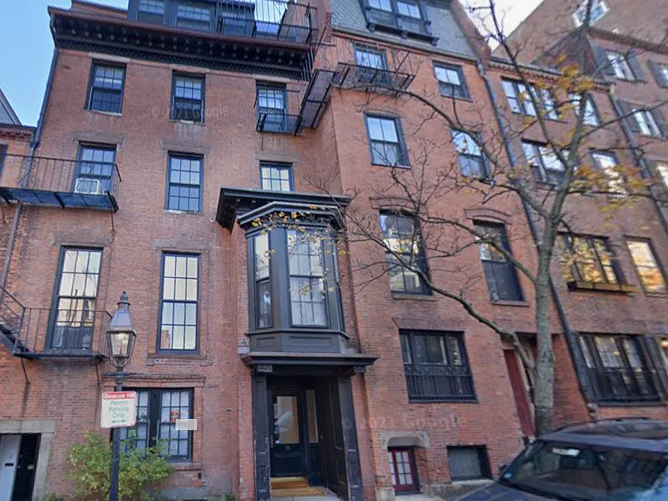 15 Joy St #1