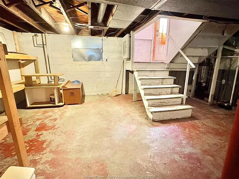 855 Edward Ave — Photo 33