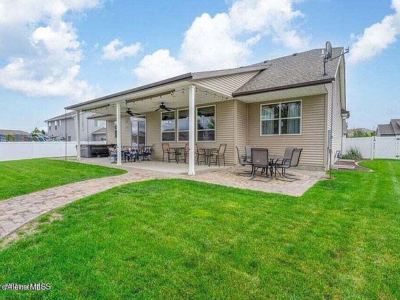 5th image of 7279 N Bandon Ln