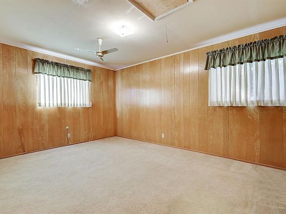 5th image of 101 Oaktree Dr