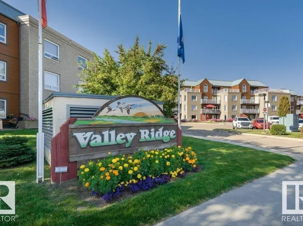 9926 100th Ave #208, Fort Saskatchewan, AB T8L 4E3