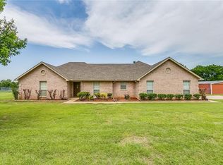 2405 Redstone Rd, Burleson, TX 76028