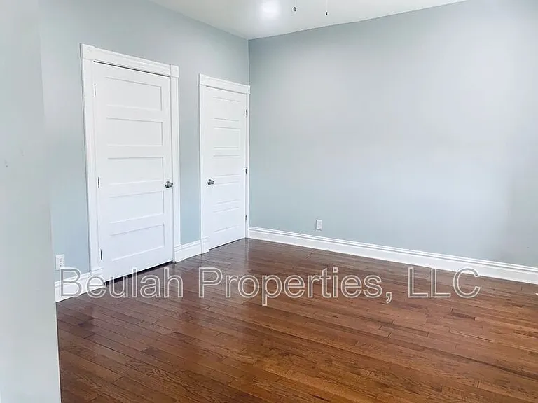 2409 S 12th St #3F — Photo 13