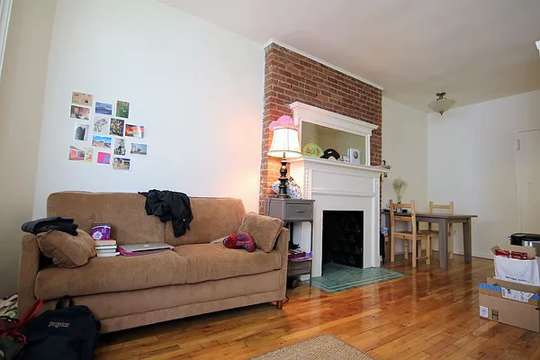 Rented by JK Dansar Corp | media 37