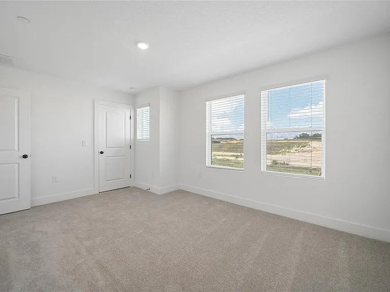 15219 Hamlin Park Dr — Photo 21
