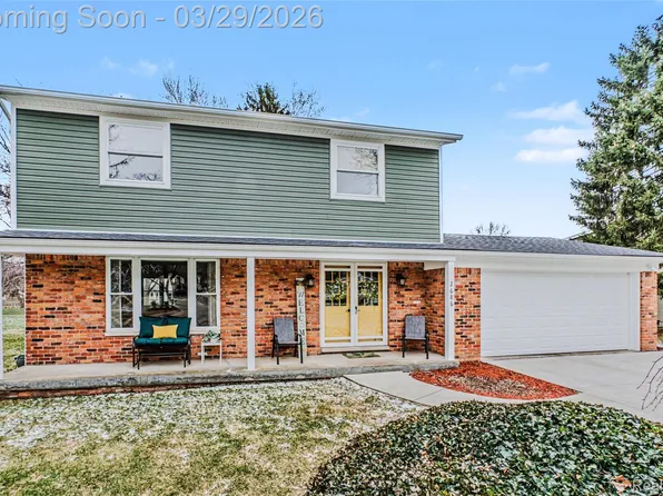 2686 Campbellgate Dr, Waterford, MI 48329