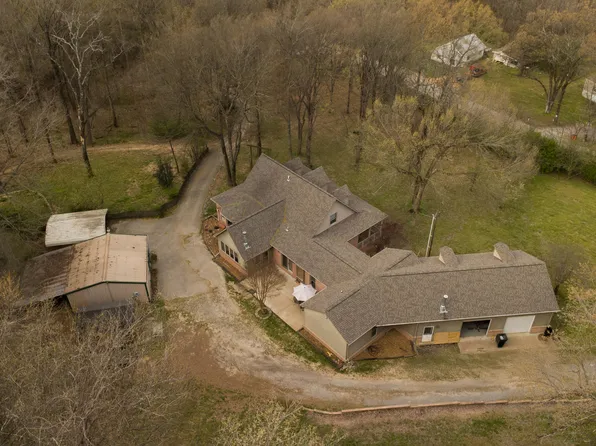 1700 Tar Hill Rd, Dyersburg, TN 38024