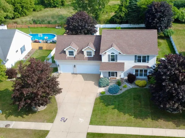 8876 Valleyview Ct, Saginaw, MI 48609