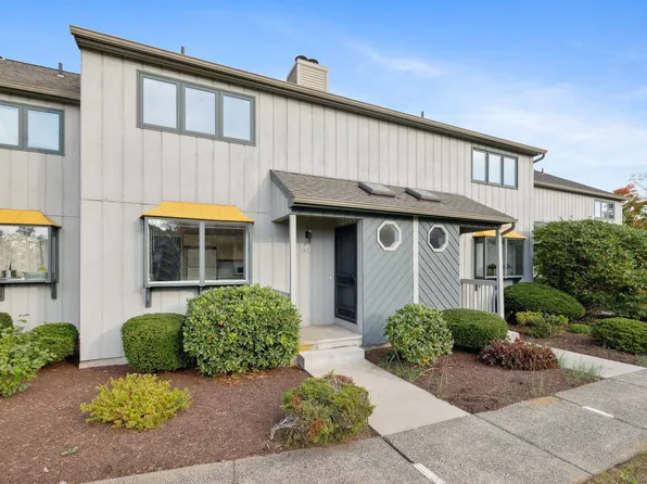 147 Skyview Drive #147, Cromwell, CT 06416