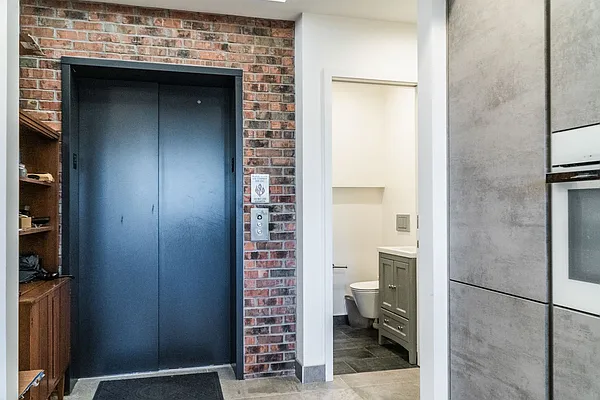 Rented by Compass | media 6